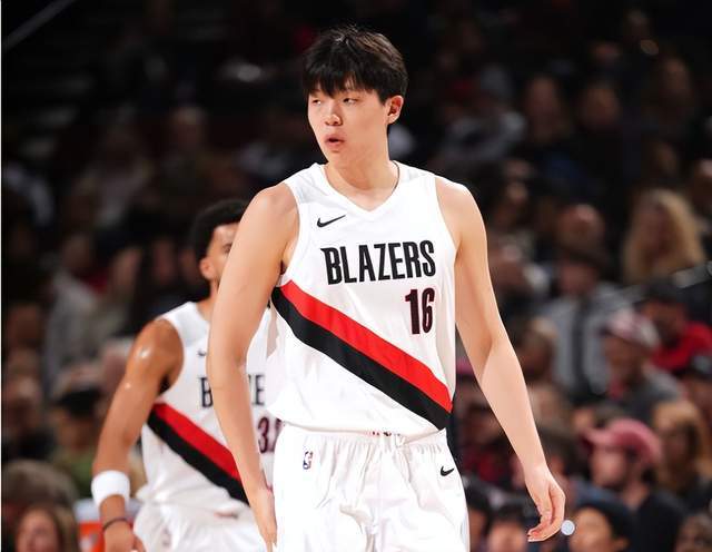 江南体育平台-开拓者大胜老鹰，杨瀚森未出场却迎坏消息：竞争对手里斯状态出色